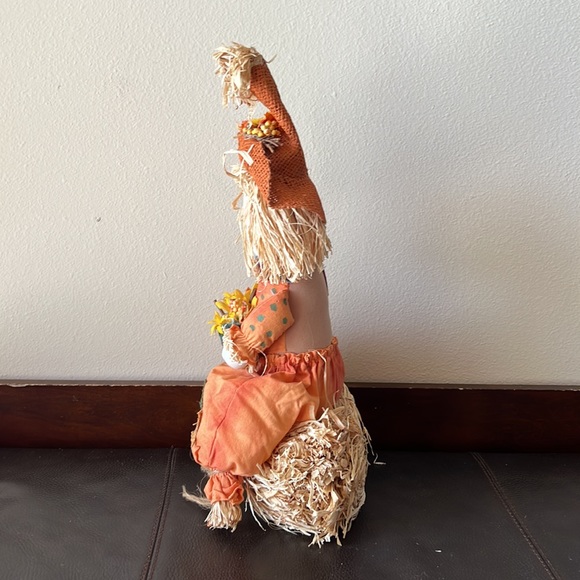 Vtg Fall Festival Sitting Scarecrow on Haystack w/ Sunflowers - Picture 3 of 7